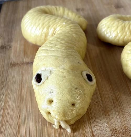 十二生肖蛇属相面食（十二生肖蛇属相面食怎么做）