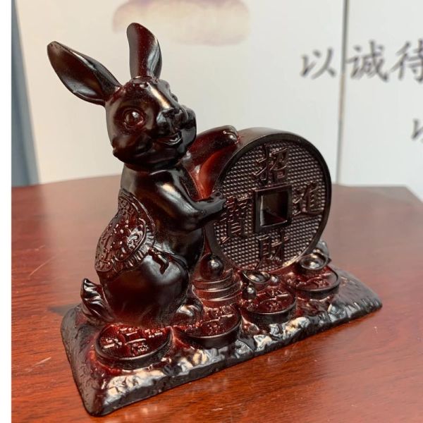 生肖兔子属相摆件（生肖兔子属相摆件选购避坑指南）