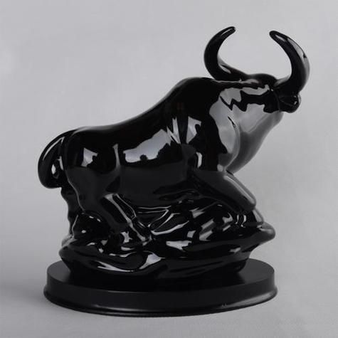 黑色生肖什么属相最好（黑色生肖什么属相最好排名）