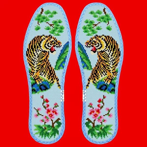 生肖属相手工鞋垫（生肖属相手工鞋垫初学者怎么做）