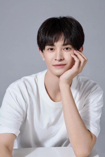 黎明旭属什么生肖属相（黎明旭生肖是什么）