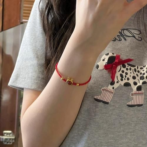 生肖兔财运最佳属相女性（生肖兔女财运最旺属相配对揭秘）