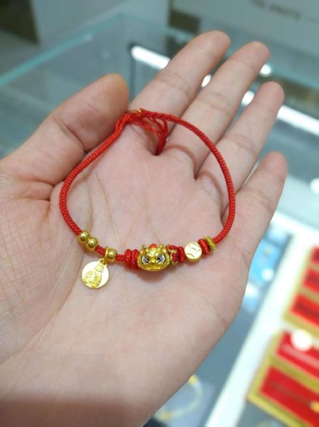 属龙带生肖属相（属龙的人宜佩戴哪些生肖饰品？）