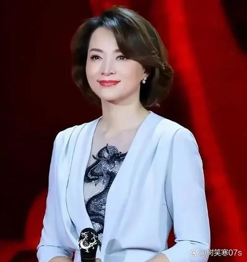 董卿属相什么生肖生日（董卿属相什么生肖生日查询）