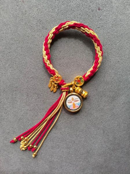 属相生肖定制手链（属相生肖定制手链怎么选）