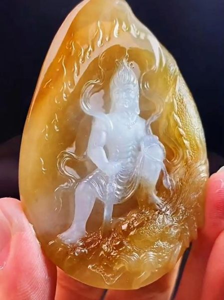 生肖属相鸡模板（属鸡本命佛不动明王纹模板怎么选）