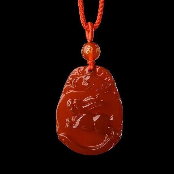 玛瑙生肖属相吊坠（玛瑙生肖属相吊坠怎么选不踩坑？）