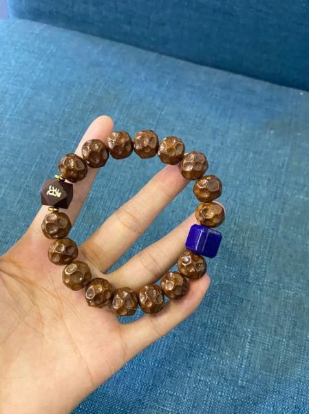 属相手链 生肖鼠木（生肖鼠木手链怎么挑？新手避坑指南）