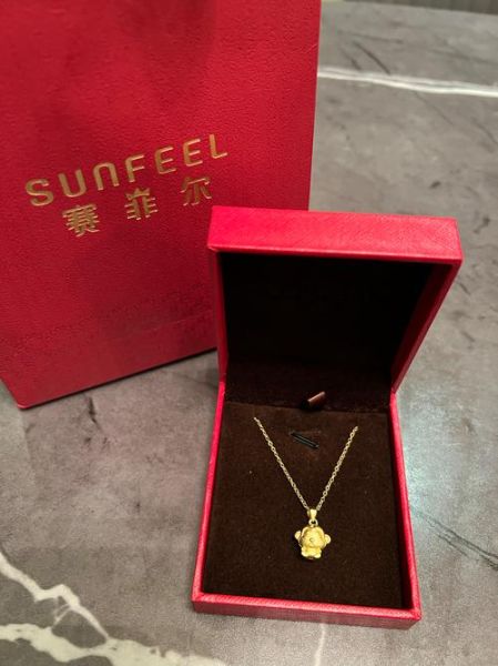 生肖属相颈链（生肖属相颈链送女友选什么属相好）