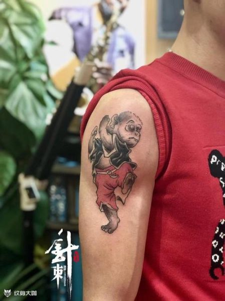 小臂生肖猴属相纹身（小臂生肖猴纹身图案设计指南）