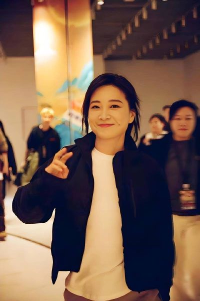 贾玲生肖属相（贾玲生肖属相是什么生肖）