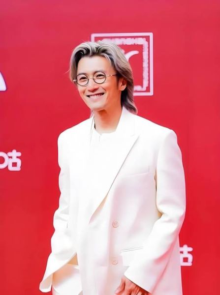 谢霆峰的属相是啥生肖（谢霆锋的生肖是什么？）