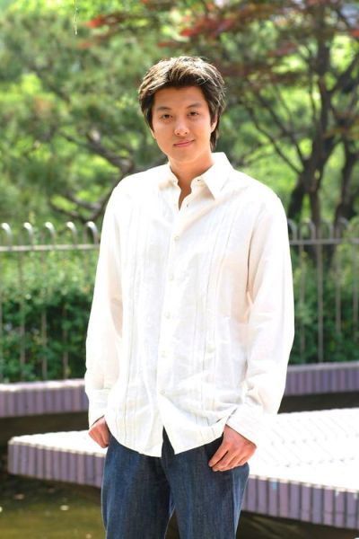 李东健属什么生肖属相（李东健属什么生肖？属龙！）