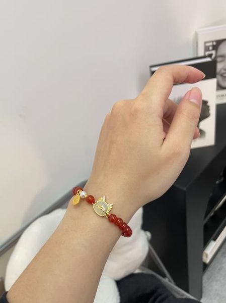生肖属相手链闺蜜(本命年闺蜜款生肖手链怎么选)