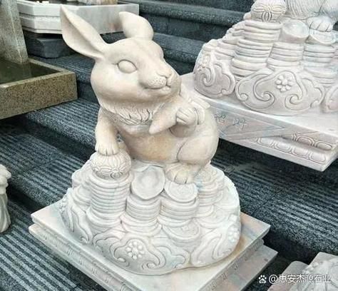 兔属相生肖石像（兔属相生肖石像放在家里哪个方位好）
