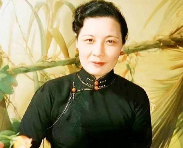 宋美龄生肖属相（宋美龄生肖属相揭秘）