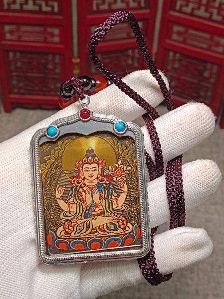 唐卡生肖属相吊坠（唐卡生肖属相吊坠怎么选才灵验）