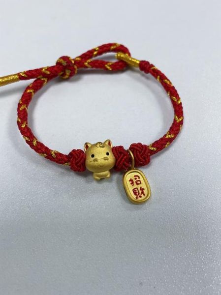 生肖属相的手链（生肖属相手链哪个颜色招财）