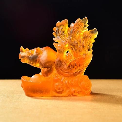 天然水晶生肖属相摆件（天然水晶属相蛇摆件如何挑才不踩坑）