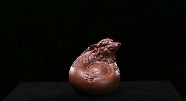 生肖属相手把件定制（生肖手把件定制多少钱）