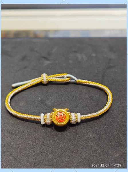 属相羊带啥生肖(属羊人佩戴什么生肖最旺?这3枚别错过)