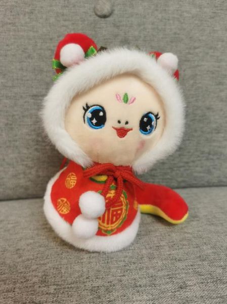 生肖蛇属相玩具（生肖蛇毛绒玩具怎么选才吉利？）