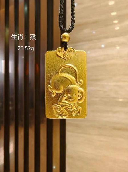 生肖属相挂饰挂件（生肖属相挂饰挂件什么材质最好）