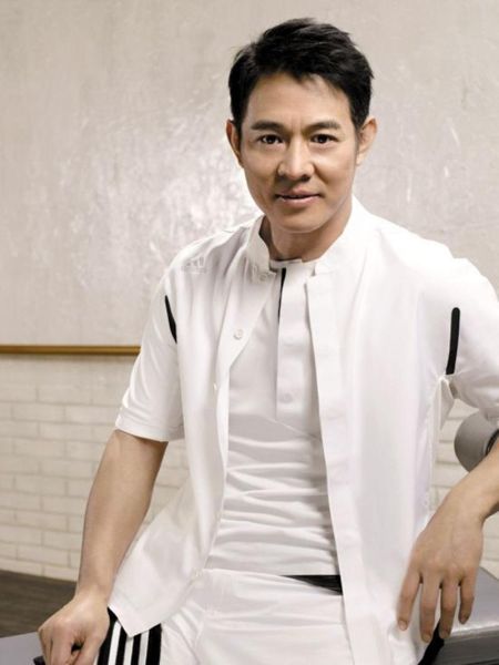 李连杰什么生肖属相（李连杰属什么生肖）