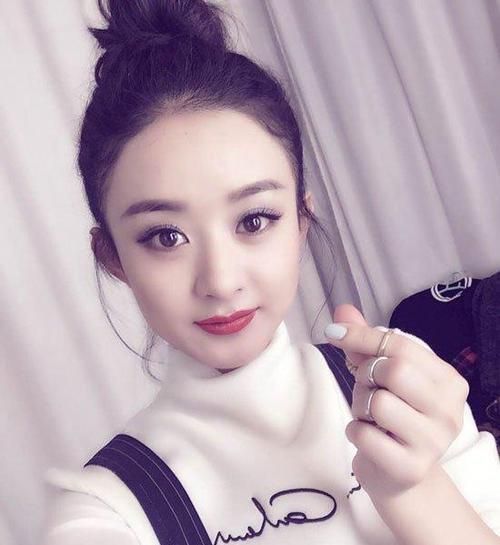 各大女明星生肖属相（赵丽颖的生肖和星座揭秘✨）