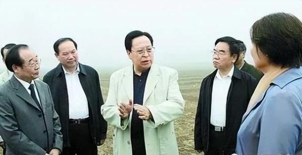 徐光春属什么生肖属相（徐光春属什么生肖）