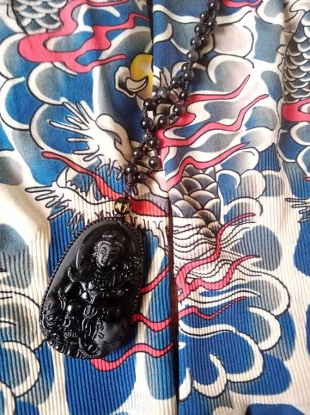 属相蛇的生肖石（属蛇人佩戴什么生肖石最好？）