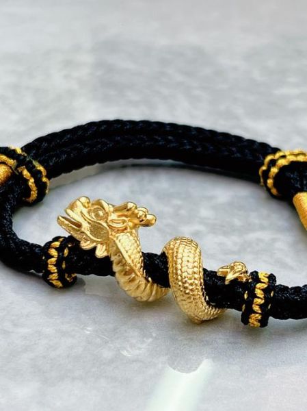 属相手链 生肖龙（生肖龙手链戴左手还是右手）